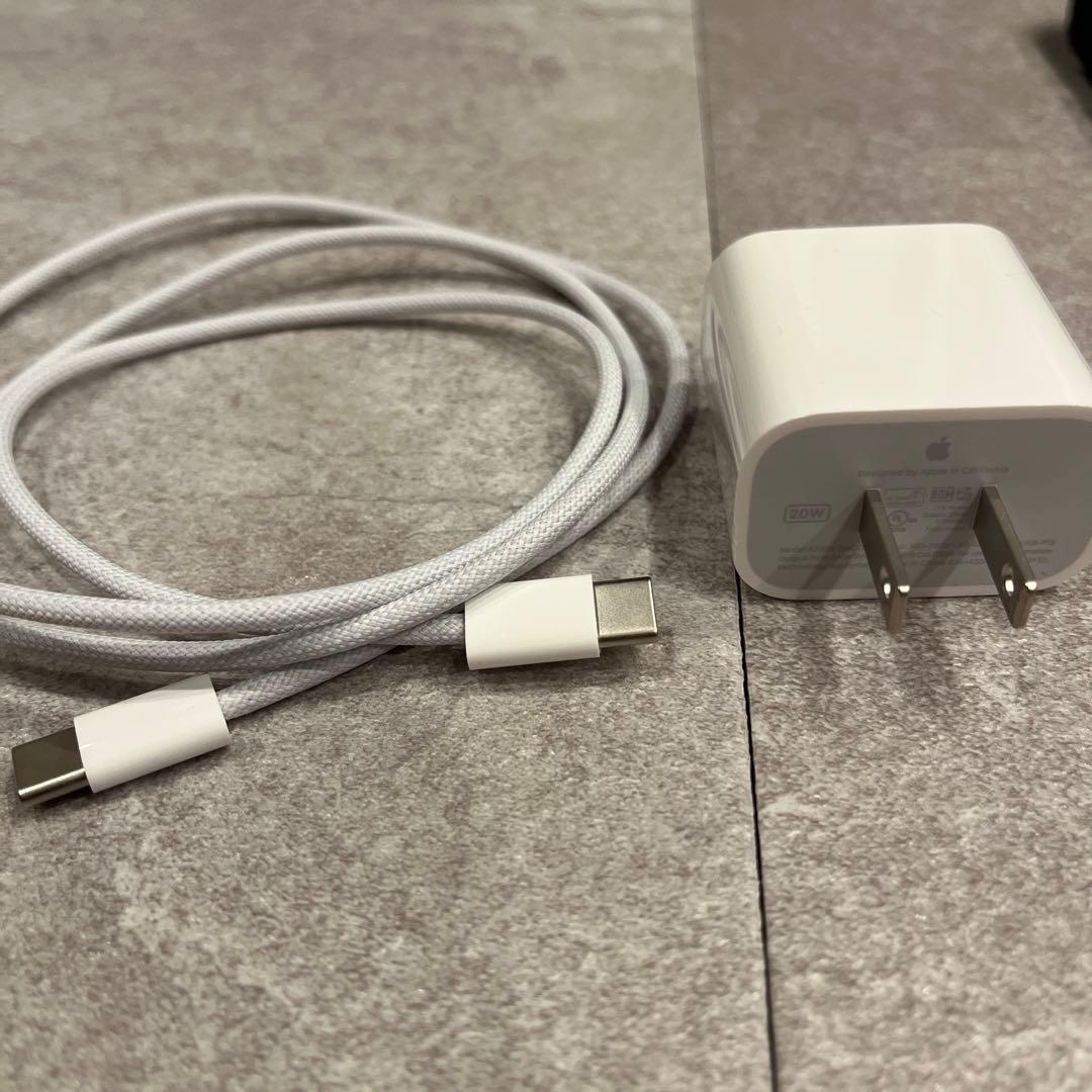 バッテリー100%！保証有　iPad A16 第11世代　Wi-Fi 128GB