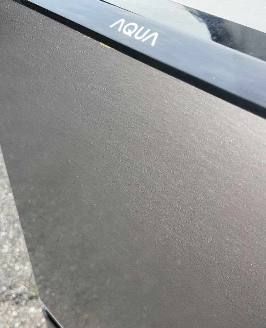 特価アクア冷凍冷蔵庫126L 横縞模様　LED照明静音設計自動霜取り機能付19年