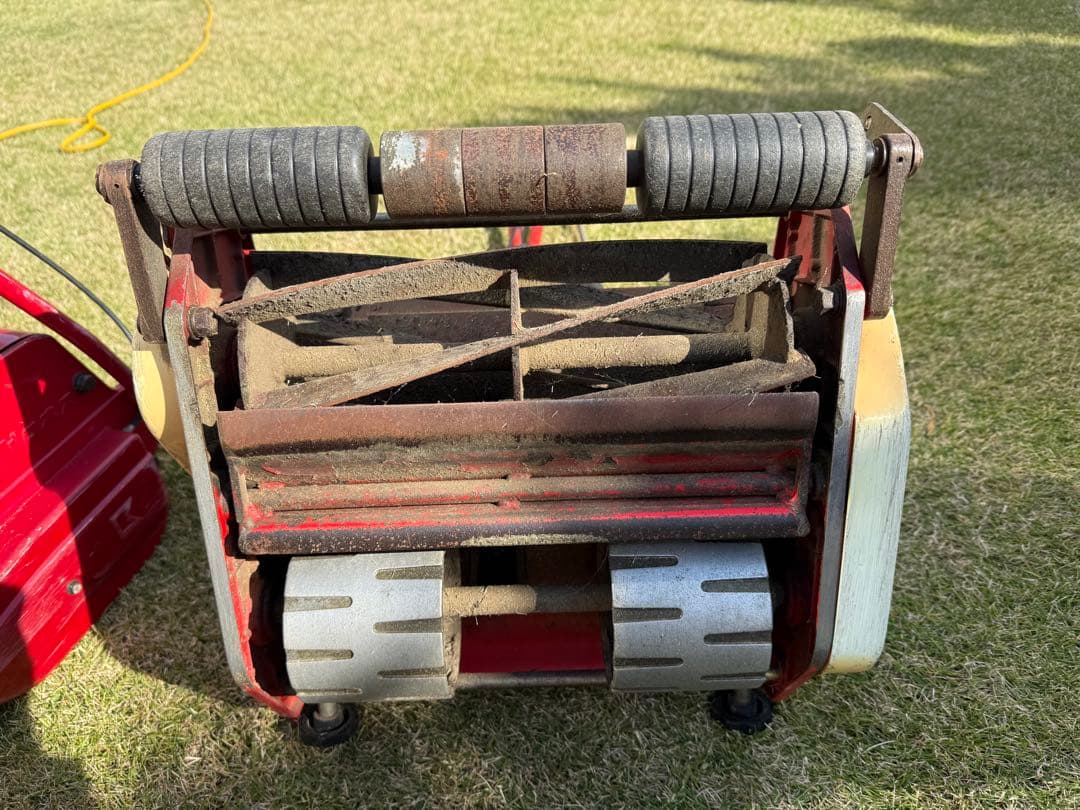 バロネス 自走式LM12MF 電動芝刈り機 前期モデル