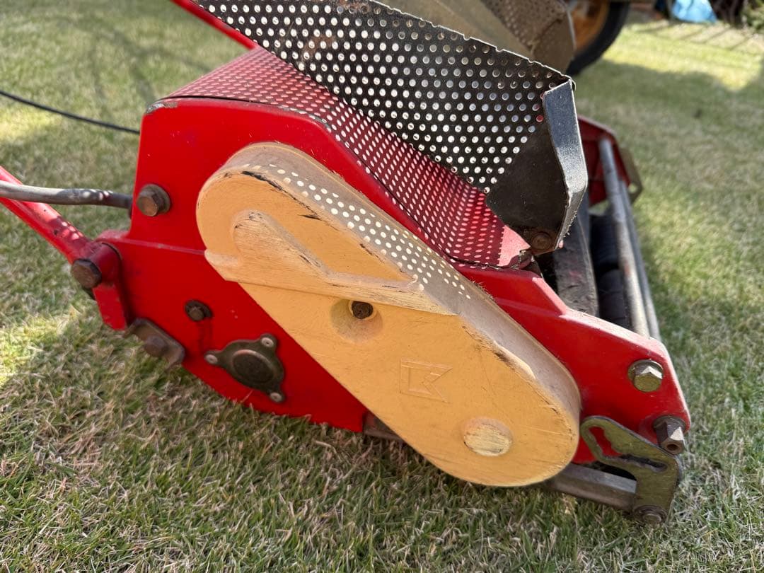 バロネス 自走式LM12MF 電動芝刈り機 前期モデル