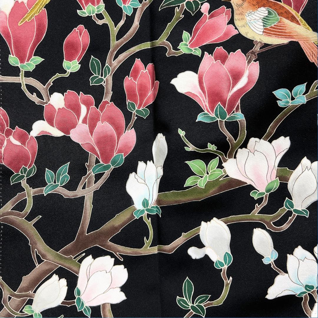 未着用　作家もの　黒留袖　刺繍　木蓮　椋鳥　五つ紋　着物　115b d ms