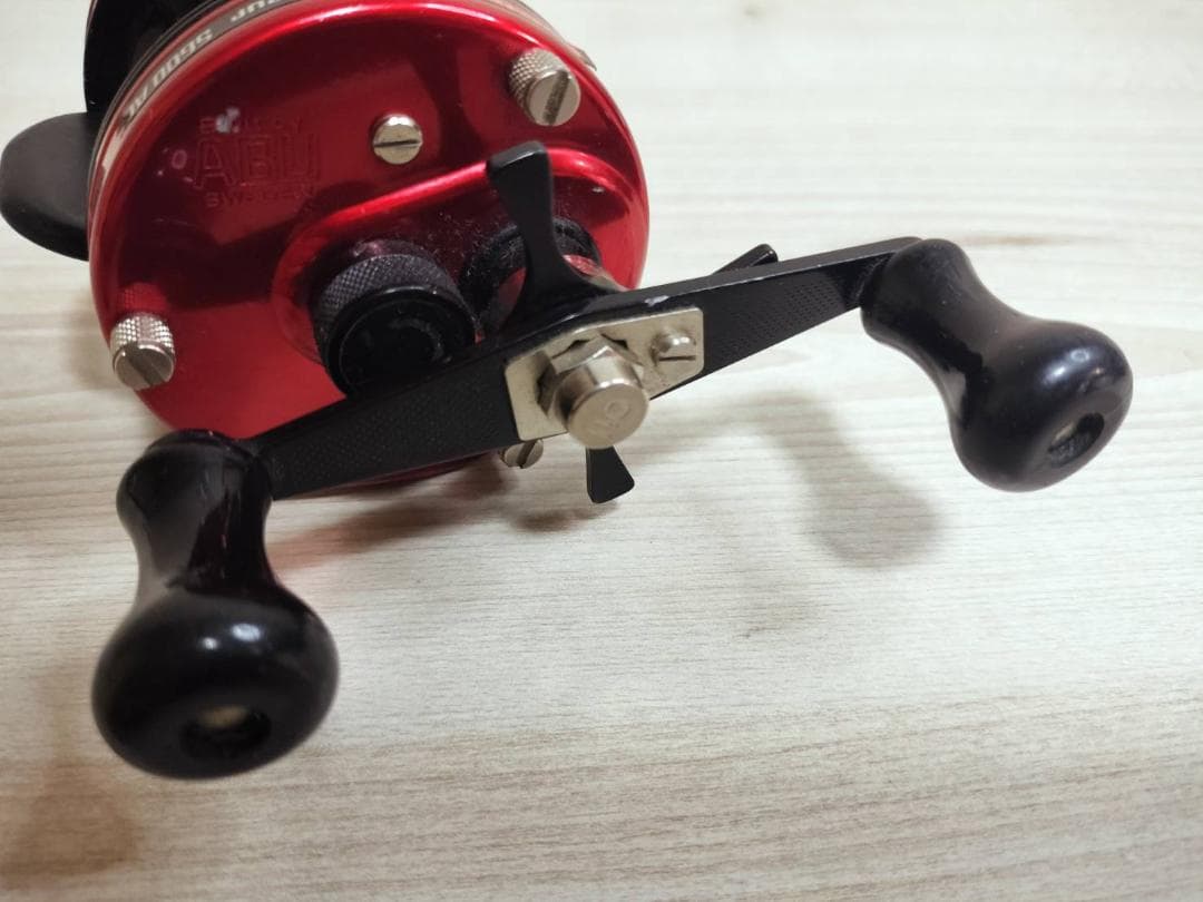 アブガルシタ　ABU アンバサダー5600AL　黒ベロ　ビンテージ　リール