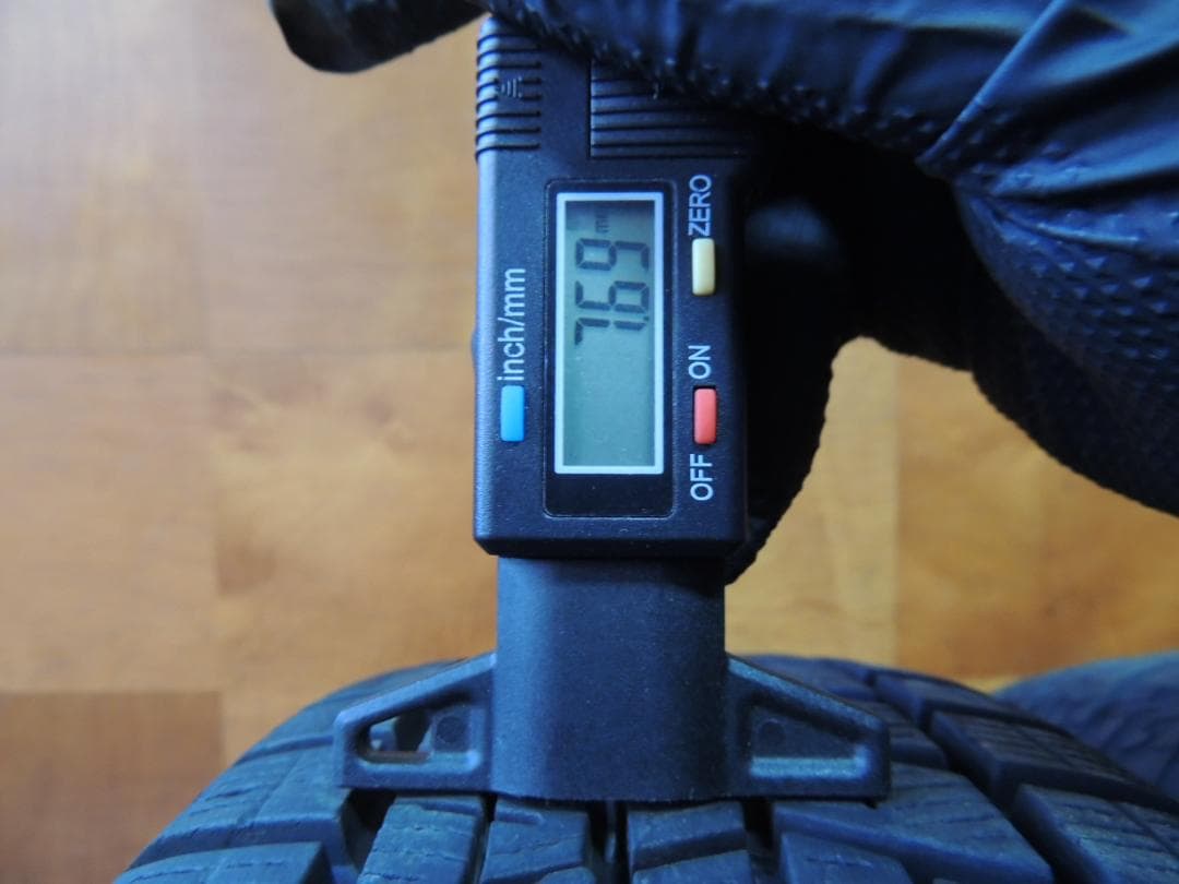 A32　155/65R14　ヨコハマ　スタッドレス4本　サビ有り　ハブ径54mm