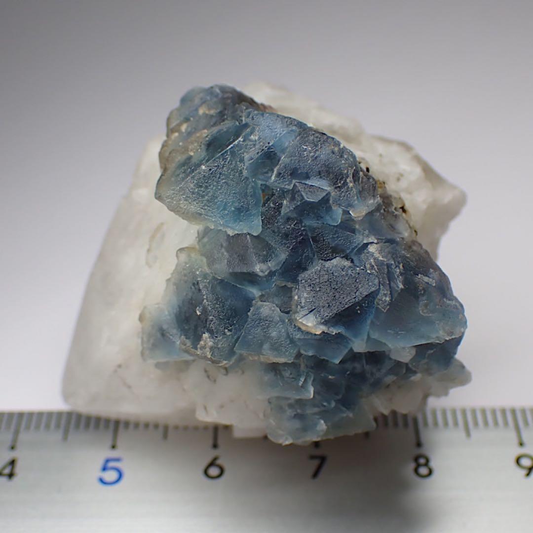 【中国/内モンゴル産】ブルーフローライトwithクォーツ