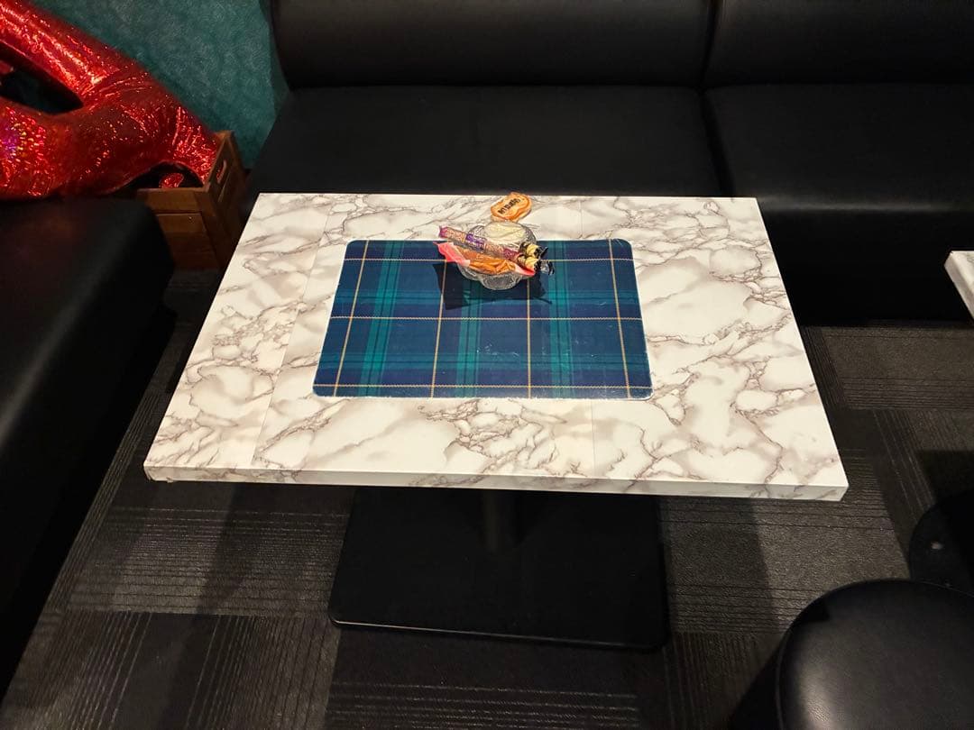 大理石風チェック柄センターテーブル