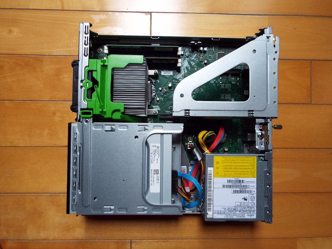 Windowsデスクトップ ESPRIMO D588/BX i5-9500 16G SSD256G+HDD