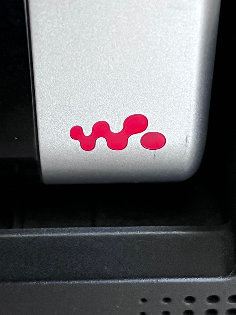 動作品　美品　SONY D-VE7000S ポータブルDVDプレーヤー