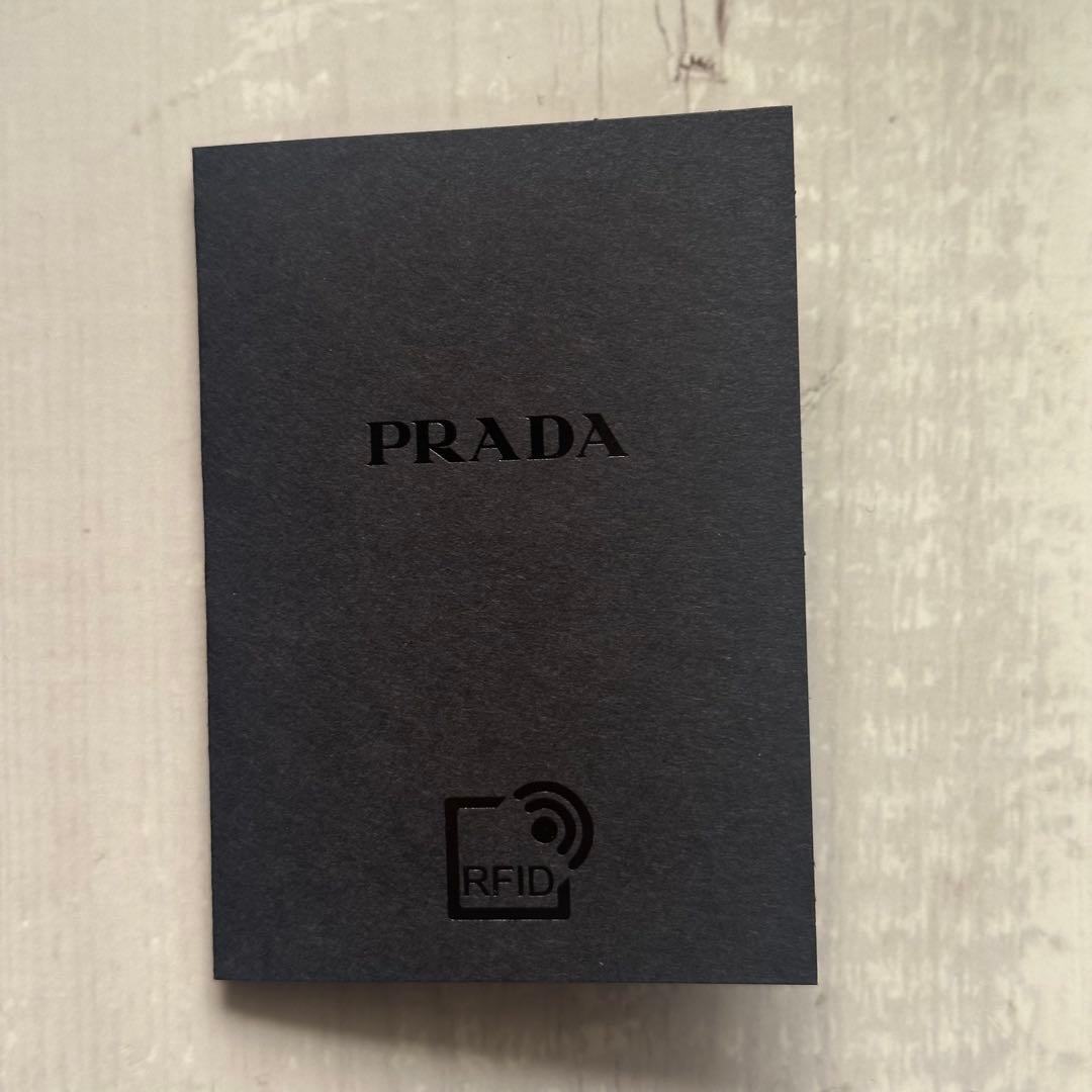 PRADA ラインストーン ピンク iPhone 14pro ケース