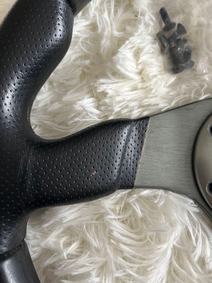 momo RACE ステアリング