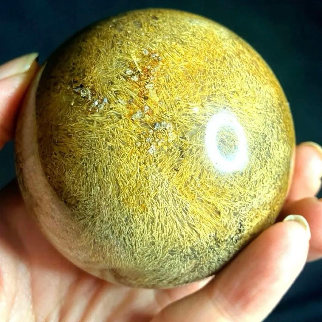 超大玉　64mm ゴールドルチルクォーツ　金針水晶　パワーストーン