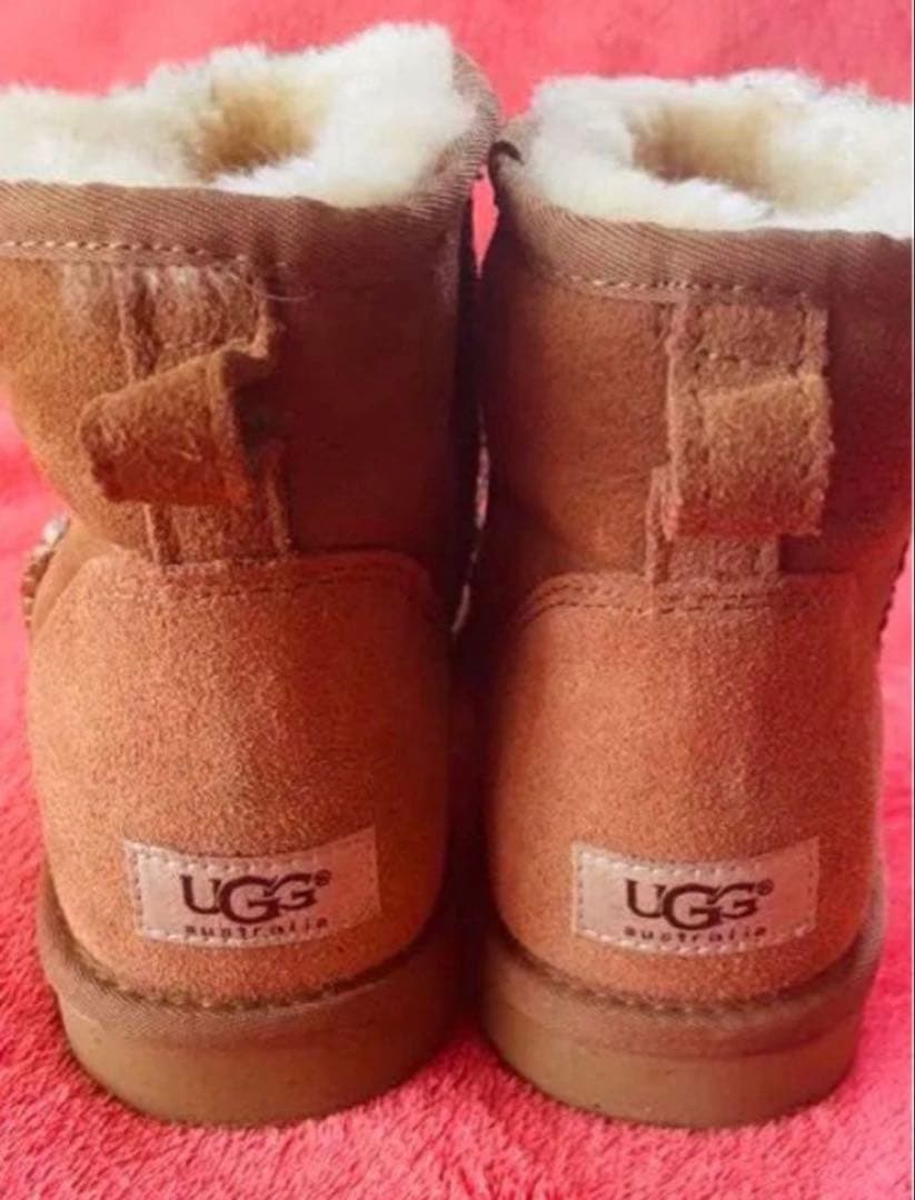 UGG オーストラリア ムートンブーツ USA9 26cm 箱付き ベージュ