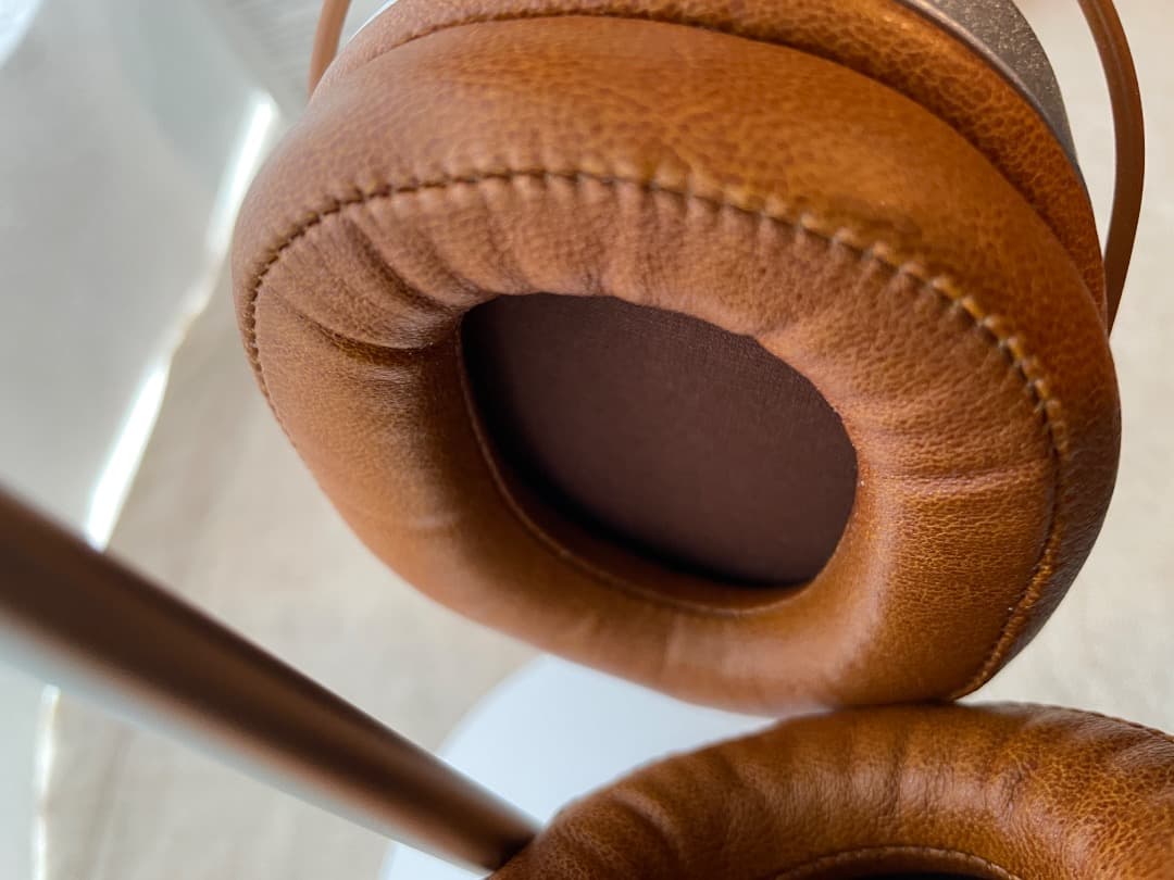 完動品バッテリーOK・Pioneer ワイヤレスヘッドフォン新品同様