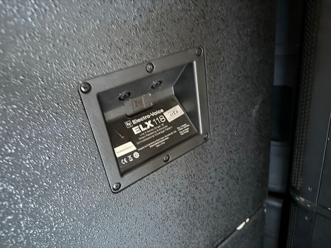 Electro-Voice ELX-118 サブウーファーペア　本日限定価格