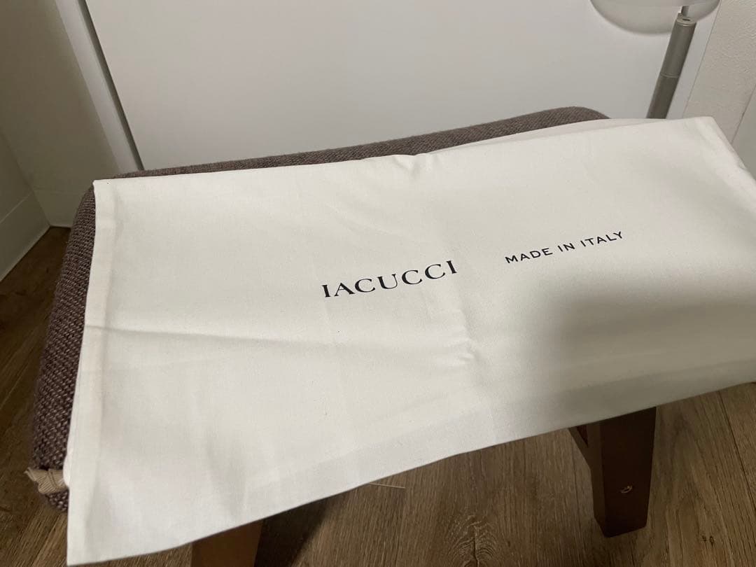 IACUCCI クーポラ　ブラック レザー ショルダーバッグ