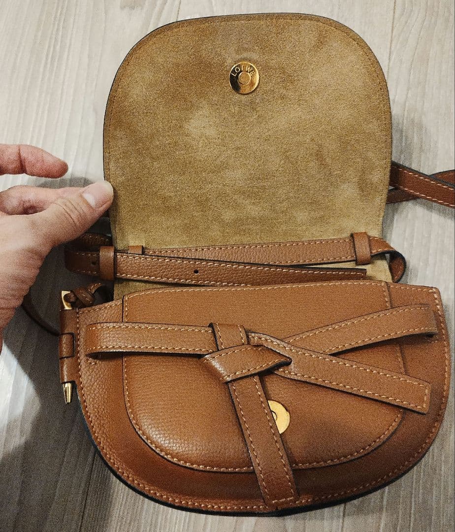 【LOEWE】ロエベ ゲート ミニ ショルダーバッグ カーフスキン タン