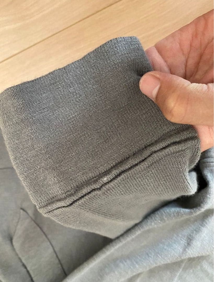 ストーンアイランドニットパーカー