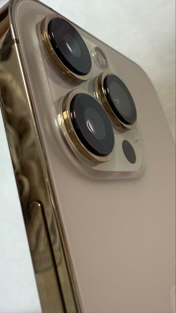 美品　iPhone13pro 256GB SIMフリー ゴールド