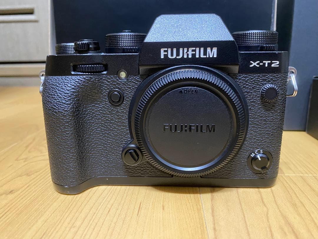 FUJIFILM X-T2 フジフィルム APS シャッター回数200回程度！