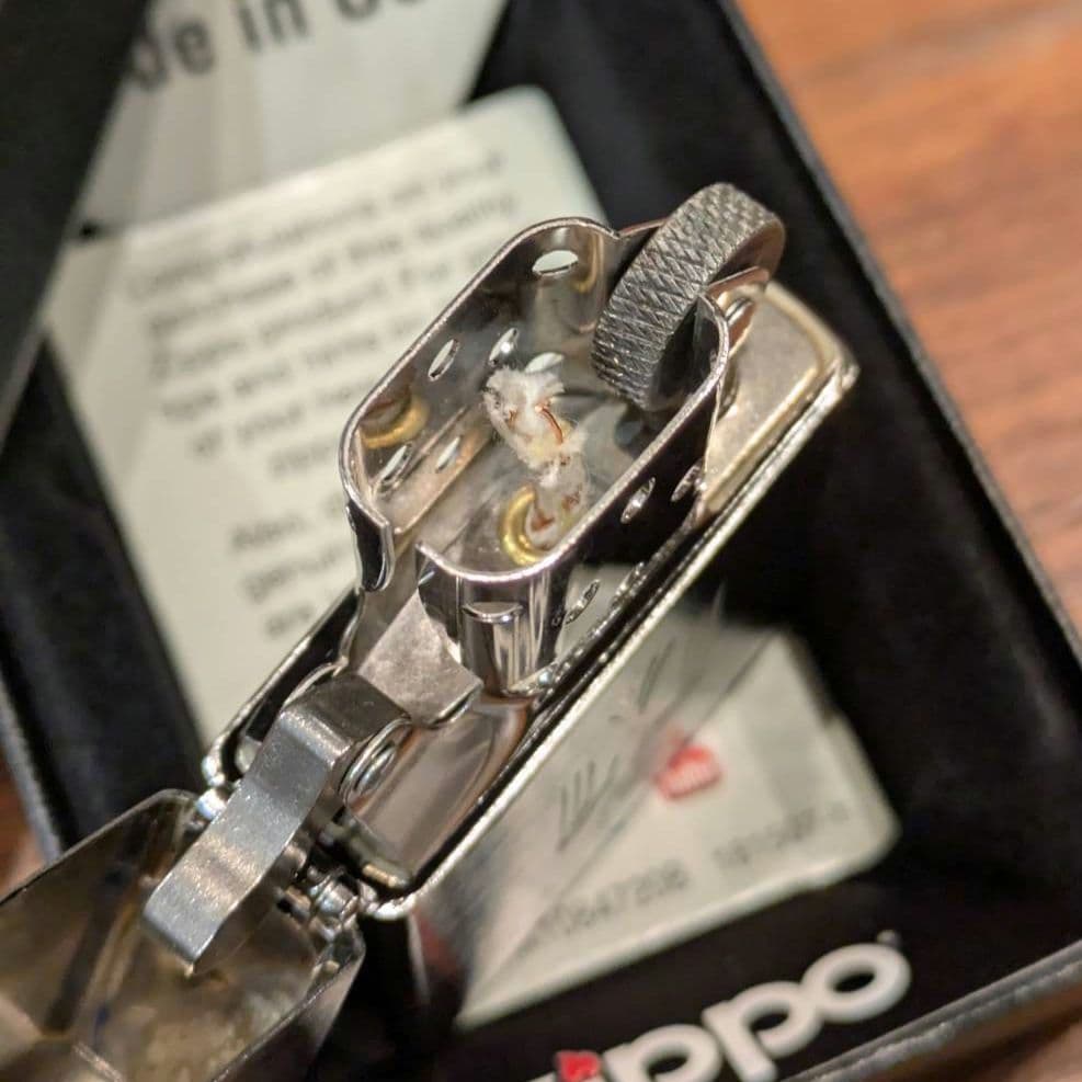 【新品】ピース Peaceロゴ シルバー Zippo 限定品
