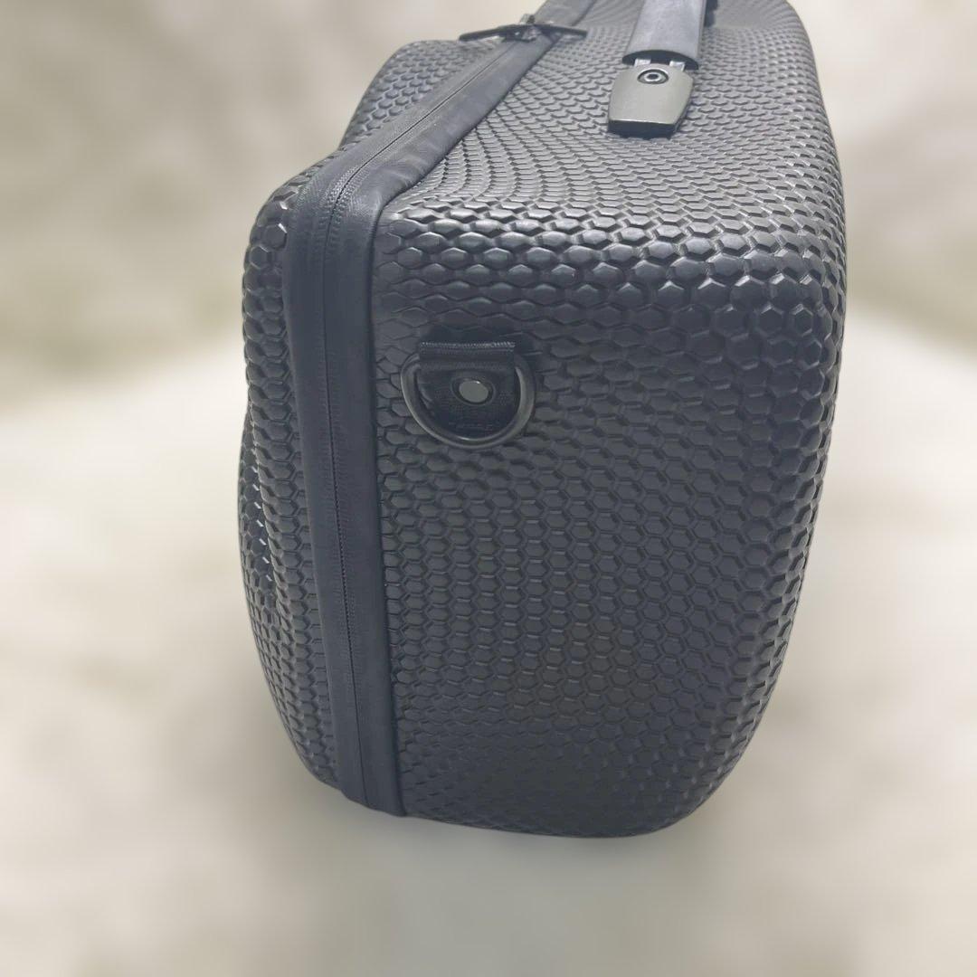 新品 Lat56° ガーメントバッグ スーツケース トラベルバッグ 27L