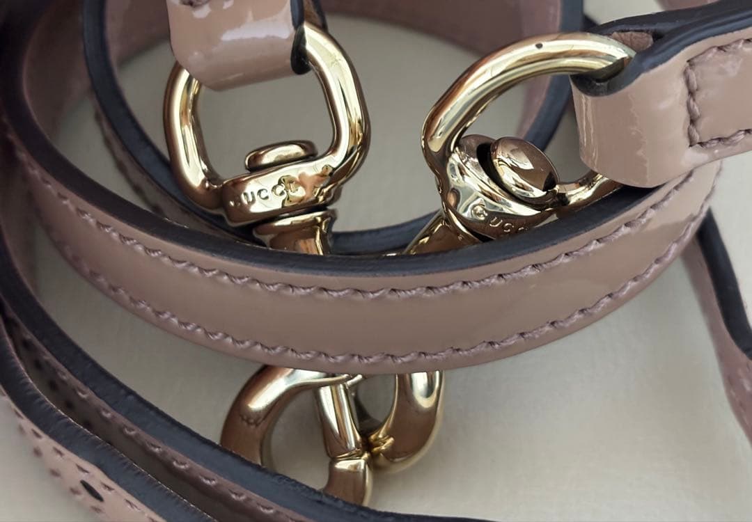 GUCCI グッチ2WAY ショルダーバングGG柄　ハンドルバッグピックベージュ