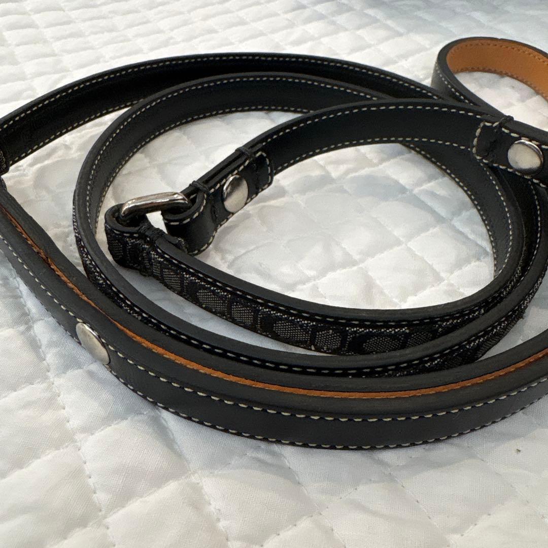 COACH ブラックレザーシグネチャー首輪とリードセット