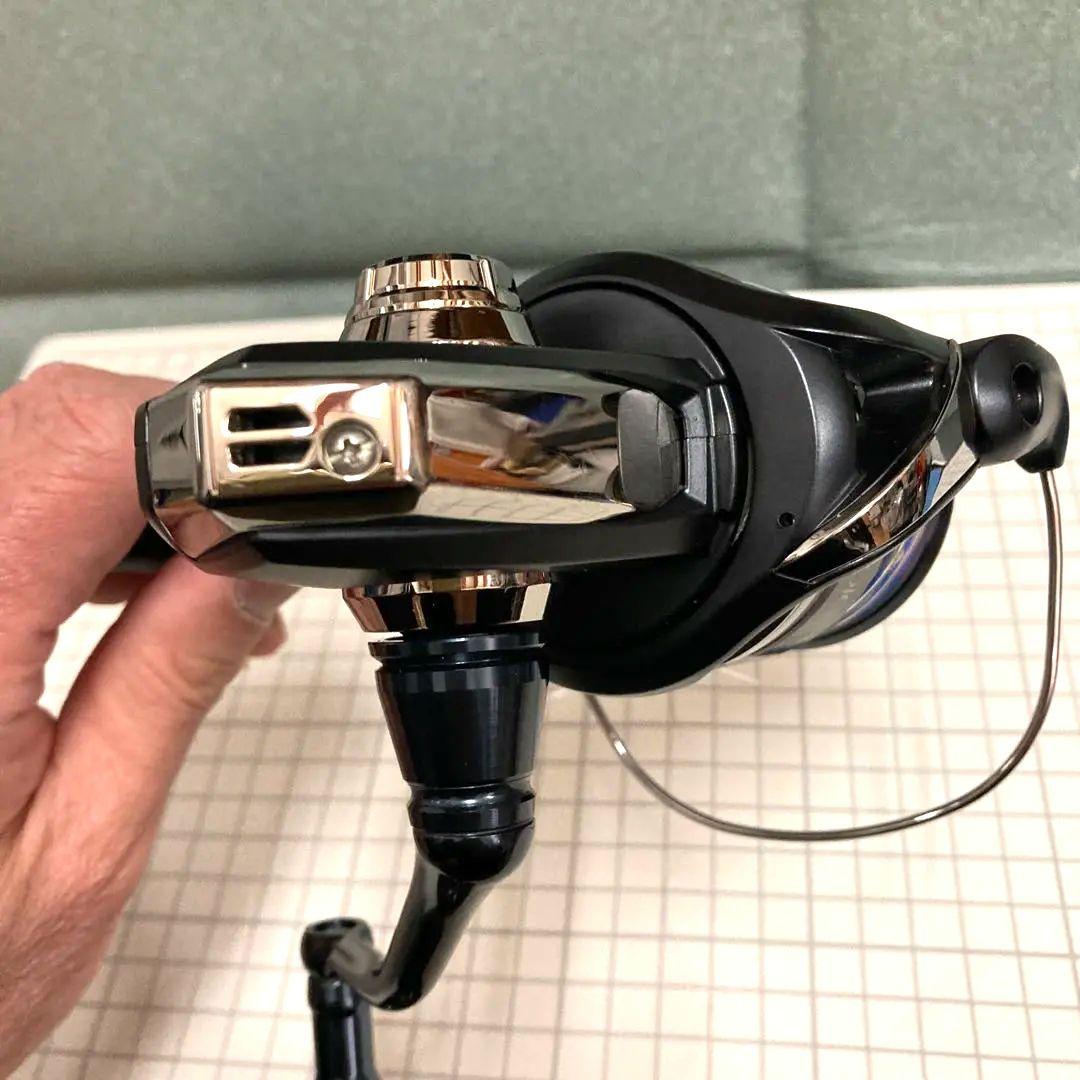 リール SHIMANO STRADIC SW6000HG