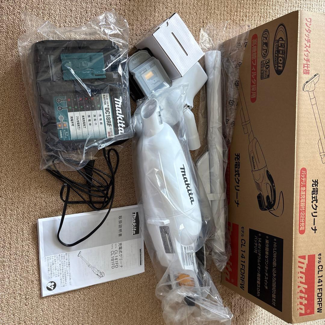 makita CL141FDRFW 充電式クリーナー　未使用品