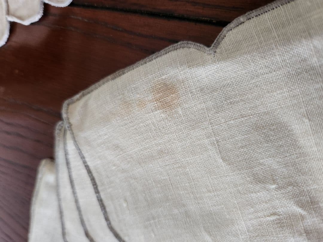 スワトウ刺繍 レース　テーブルクロス＋ テーブルナプキン４枚