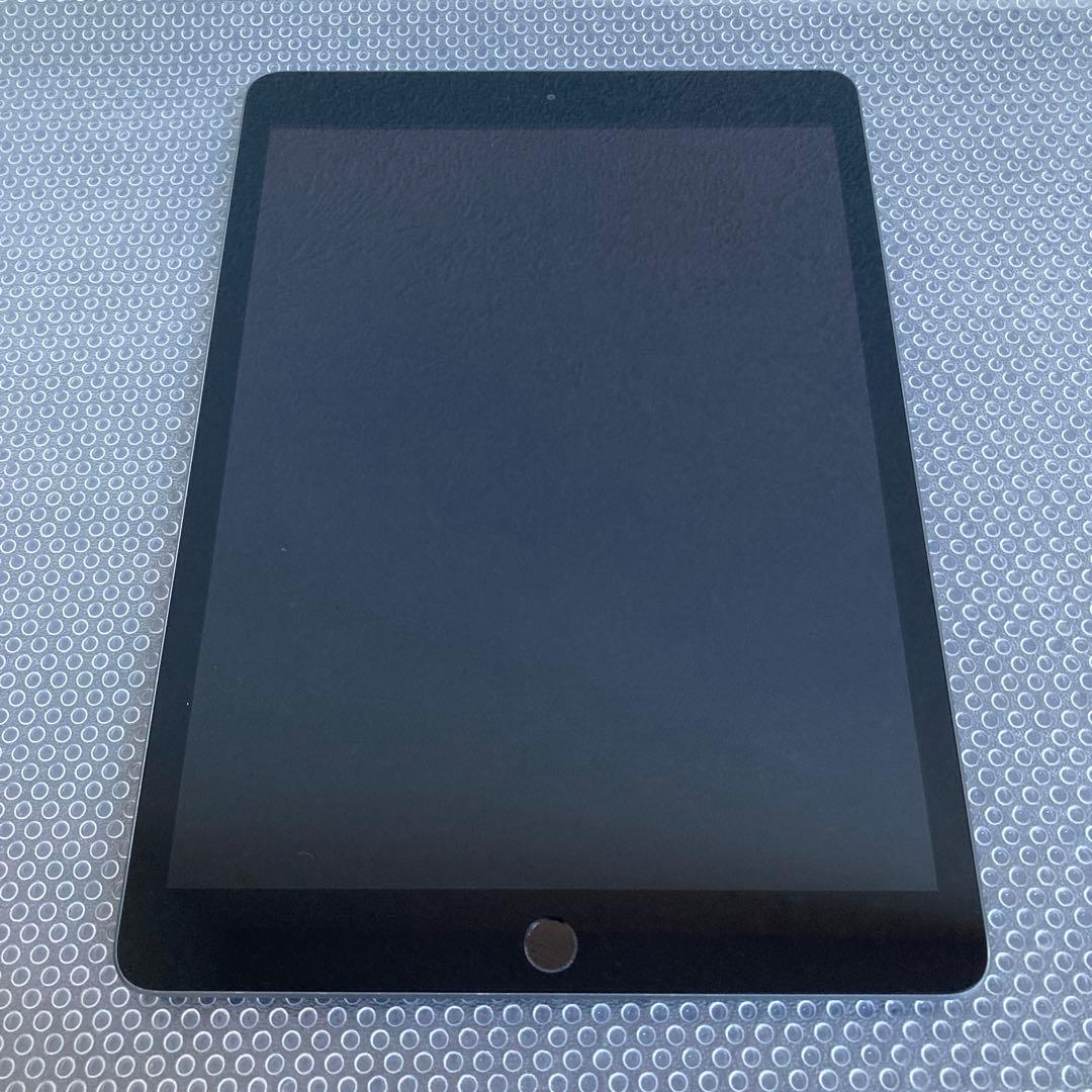 3063【早い者勝ち】iPad7 第7世代 32GB WIFIモデル☆