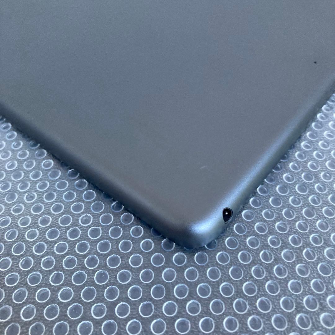 3063【早い者勝ち】iPad7 第7世代 32GB WIFIモデル☆
