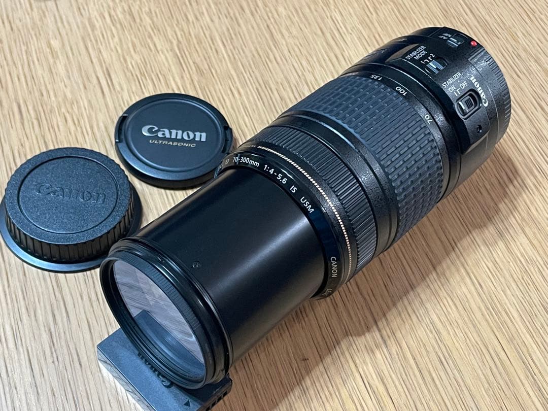 Canon EF70-300mm F4-5.6 IS USM レンズプロテクタ付