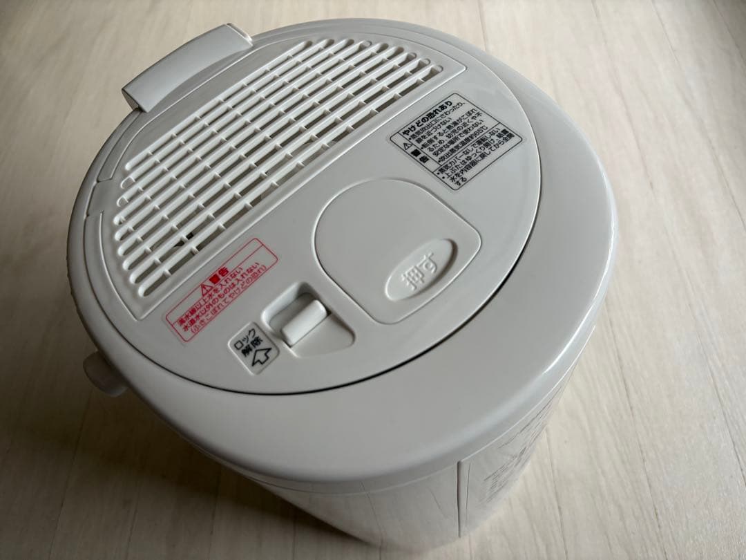 象印　加湿器　13畳用　EE-RS50-WA