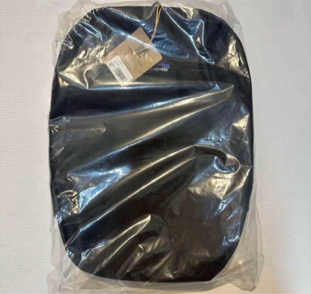 パタゴニア ブラックホール・キューブ 14L 新品
