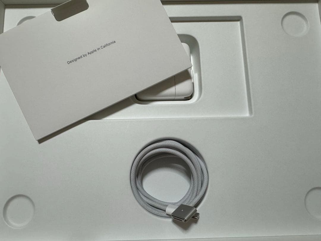 MacBook本体 Apple MacBook Air M2 2022