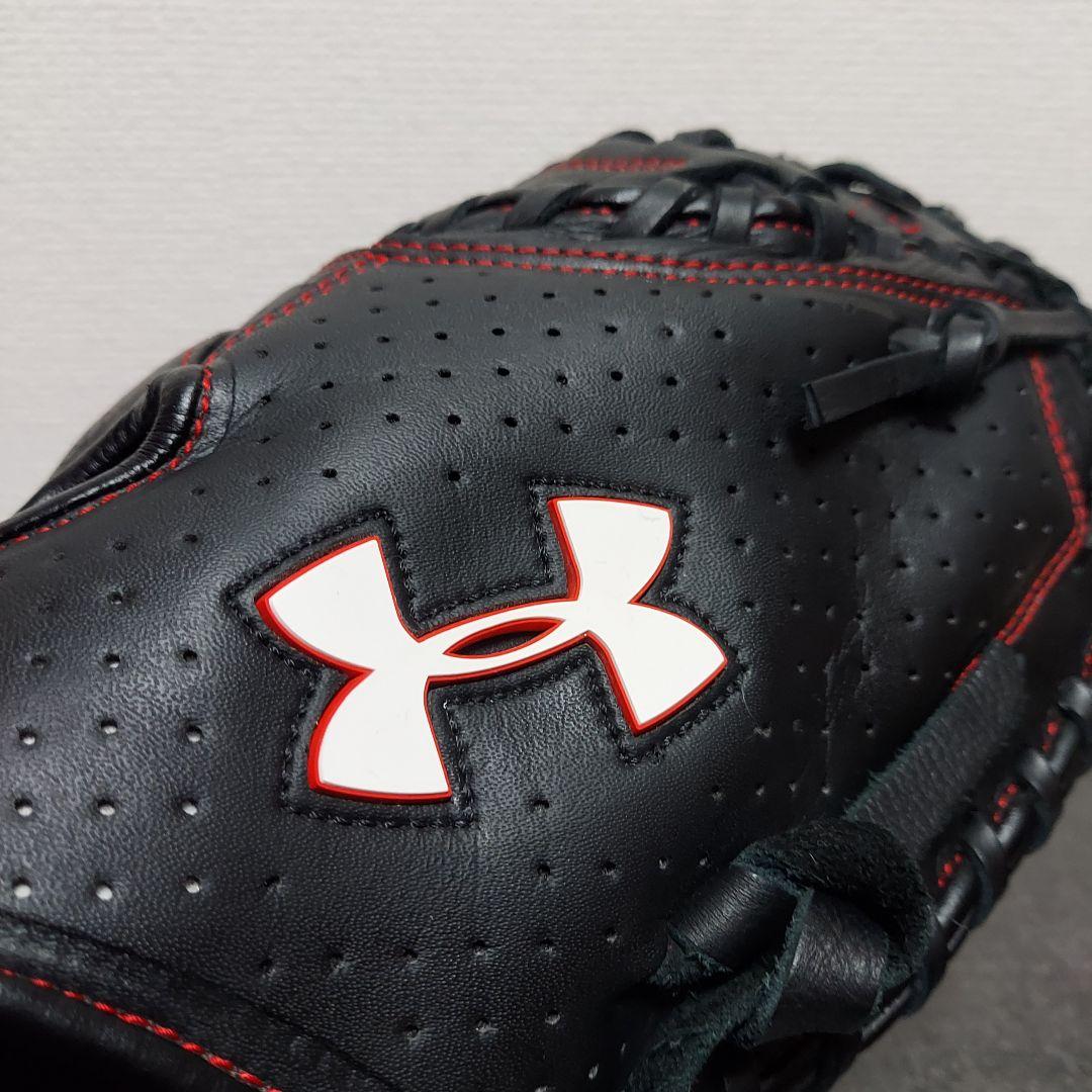 コ*ス様 UA アンダーアーマー　キャッチャー　ミット　大人用　軟式　硬式