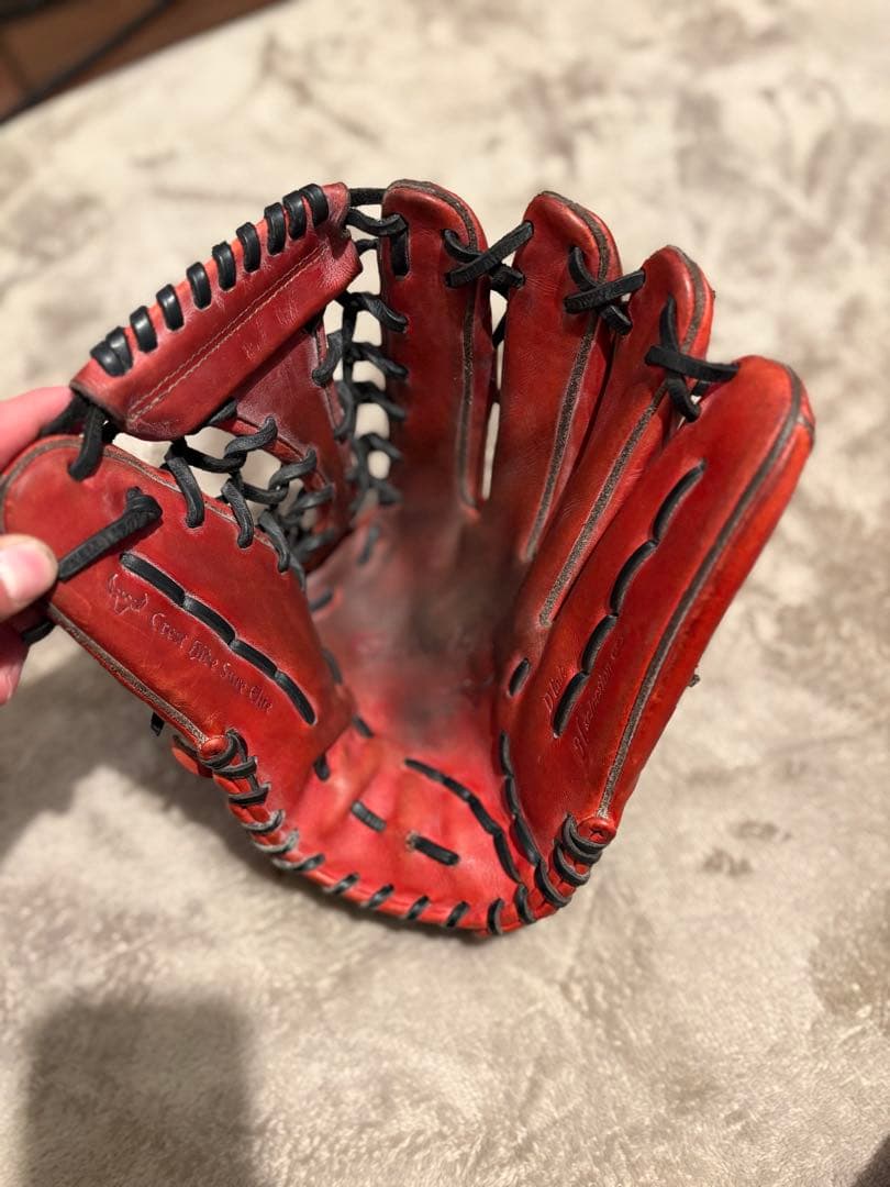 ミズノ　グローバルエリート　硬式用 外野手用グラブ レッドブラック