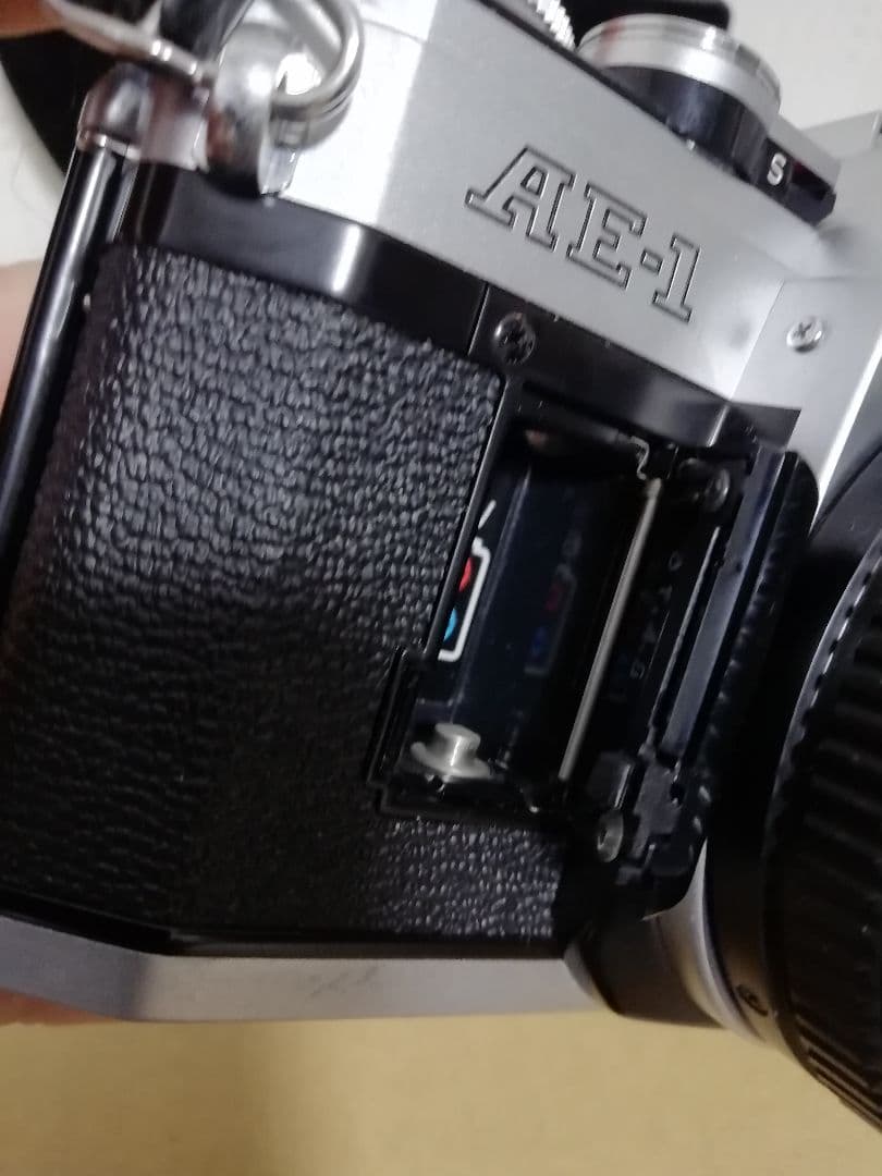 キヤノン　フィルム一眼レフ Canon AE-1