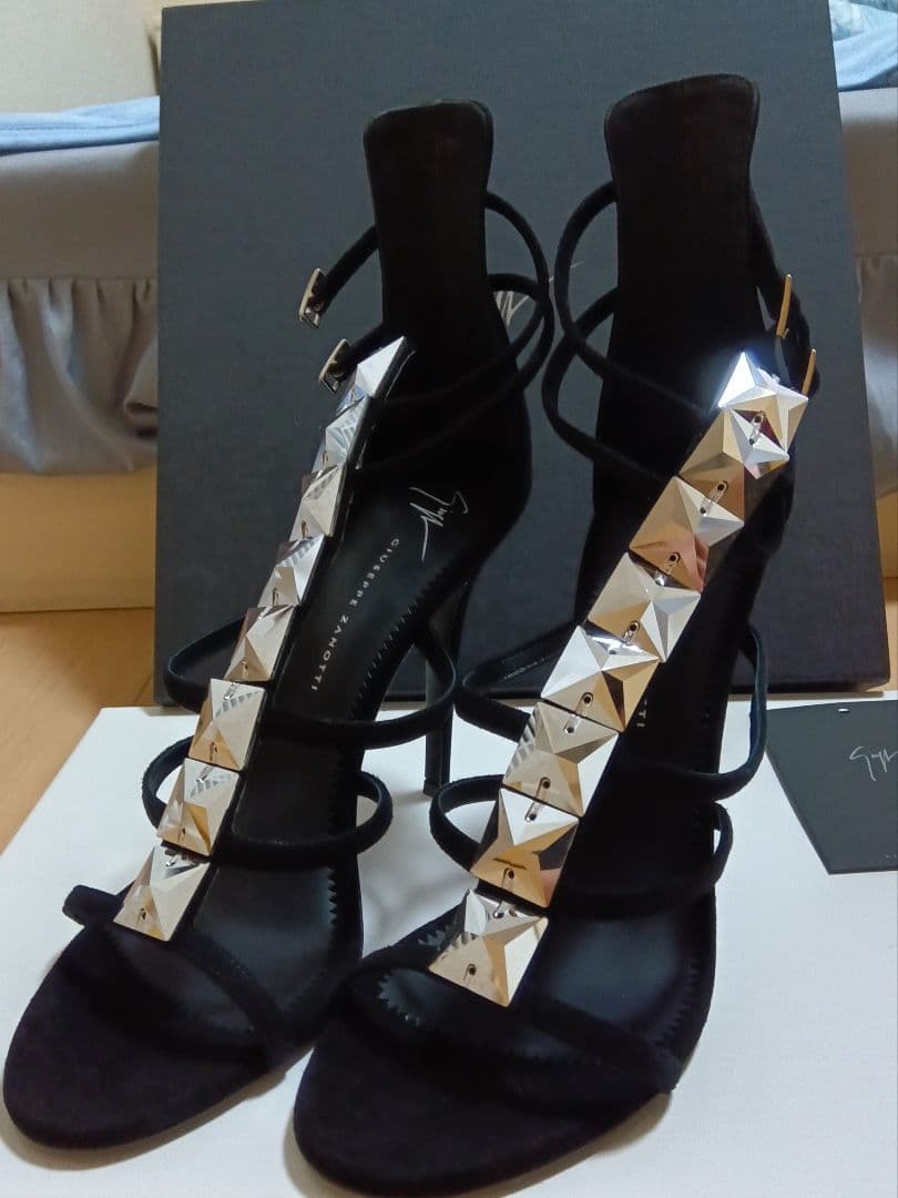 【RT-153678専用】Giuseppe Zanotti　サンダル