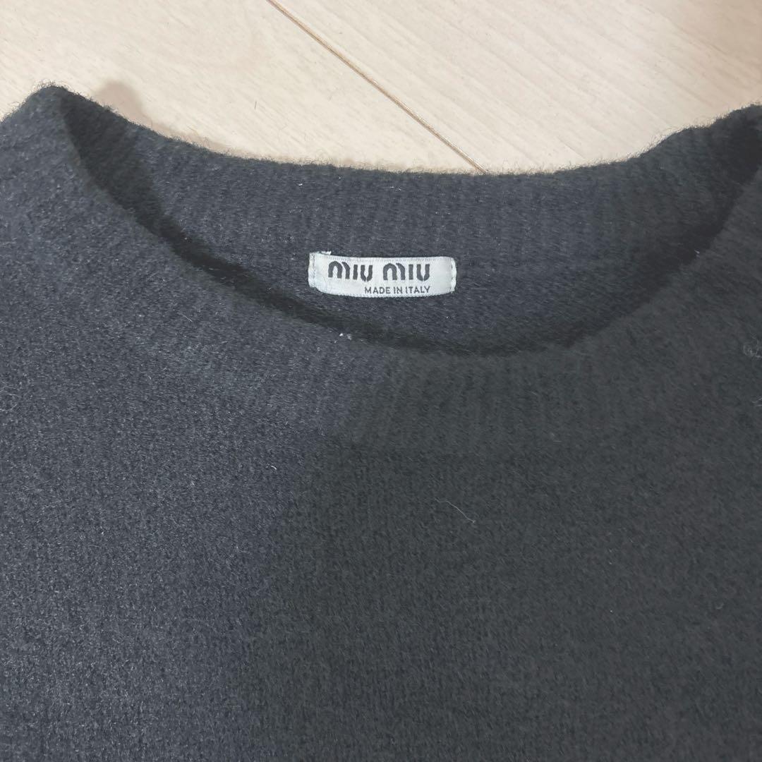 miu miu のニットセーター