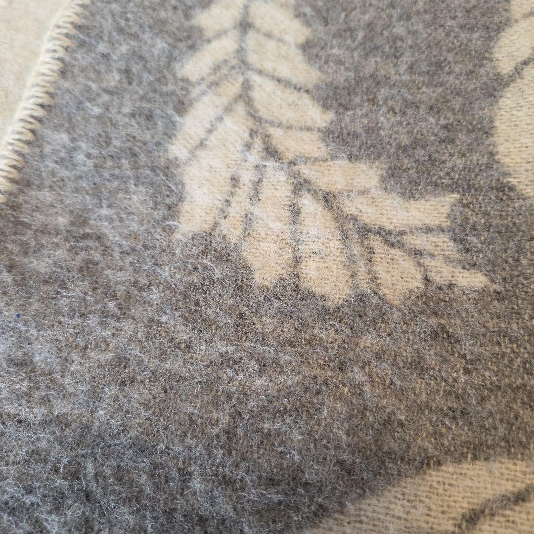 ラプアン・カンクリ 鹿児島 睦 VILLIKUKKIA ブランケット グレー