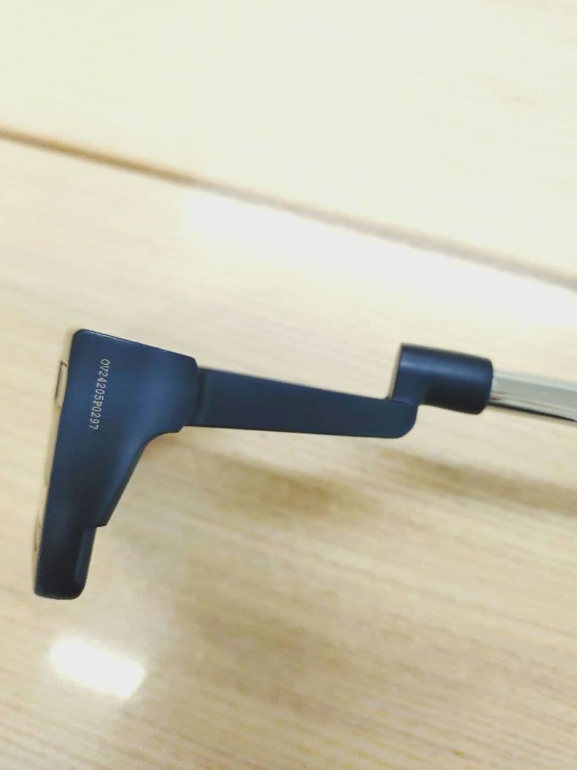 ODYSSEY TRI-BEAM DW パター 34インチ ヘッドカバー付