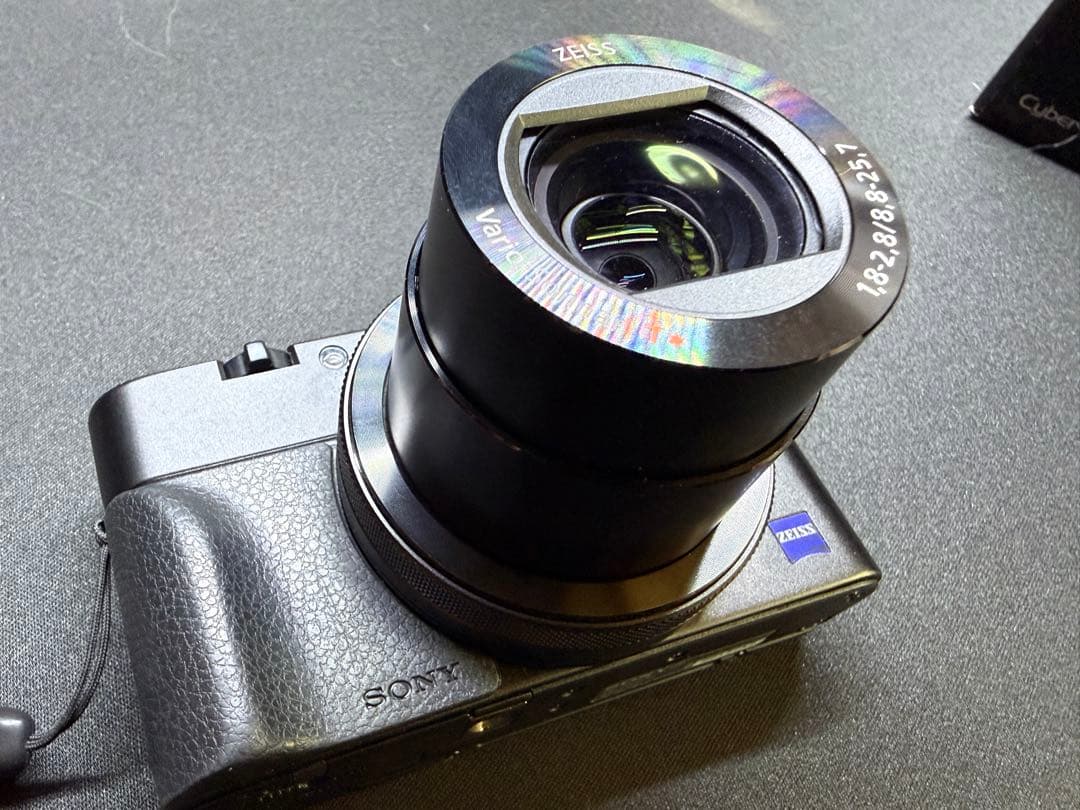 【超美品】SONY RX100 M4 コンパクトデジタルカメラ コンデジ使用数回