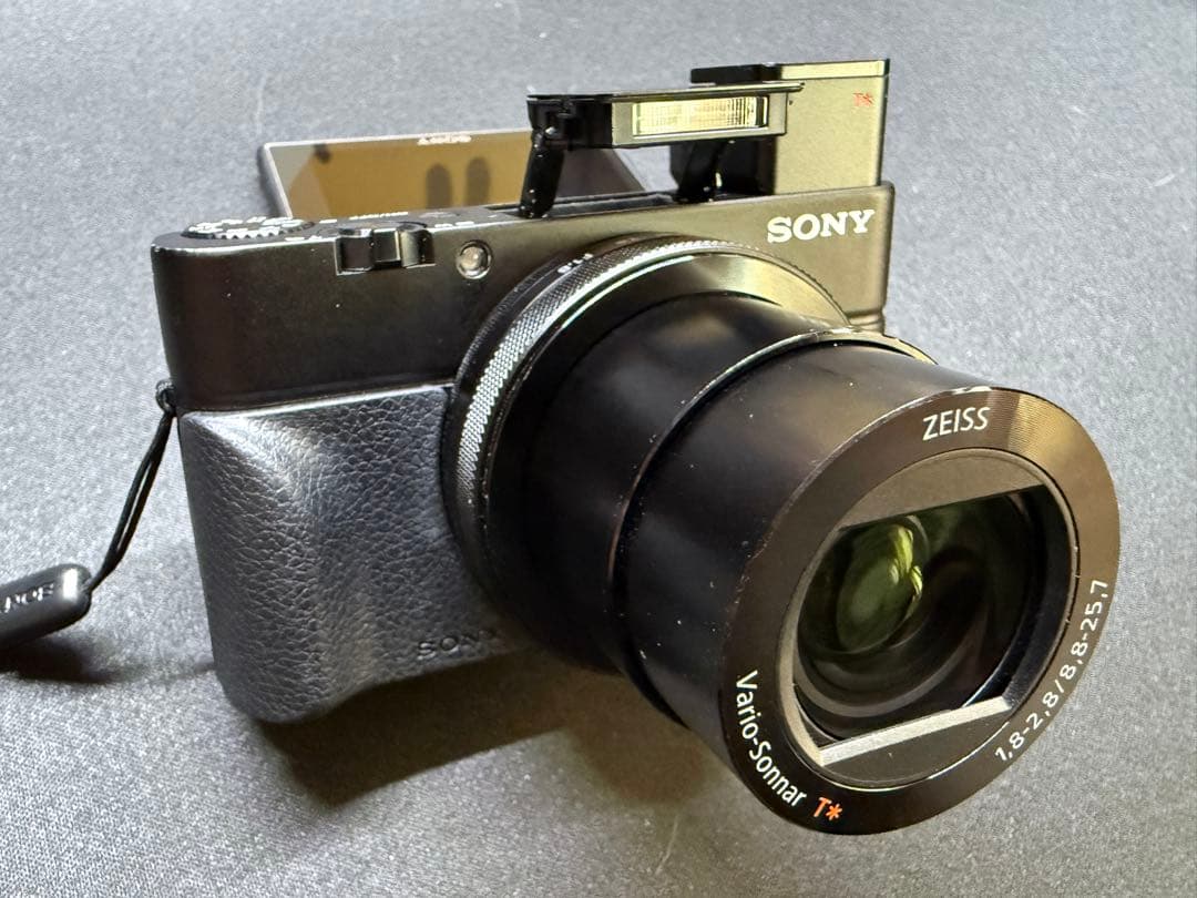 【超美品】SONY RX100 M4 コンパクトデジタルカメラ コンデジ使用数回