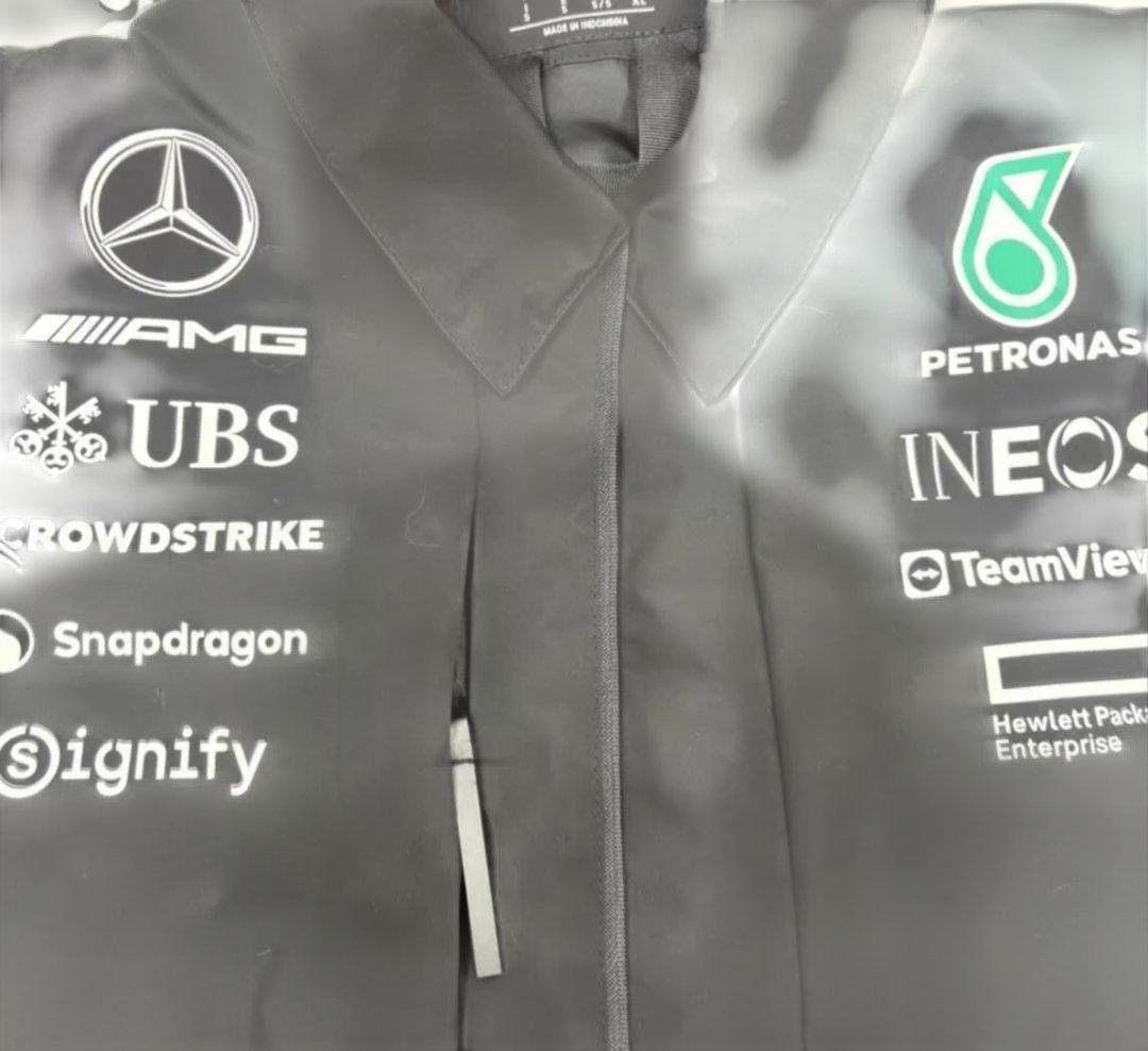Mercedes AMG 2025 メルセデスAMG F1 チームジャケット M