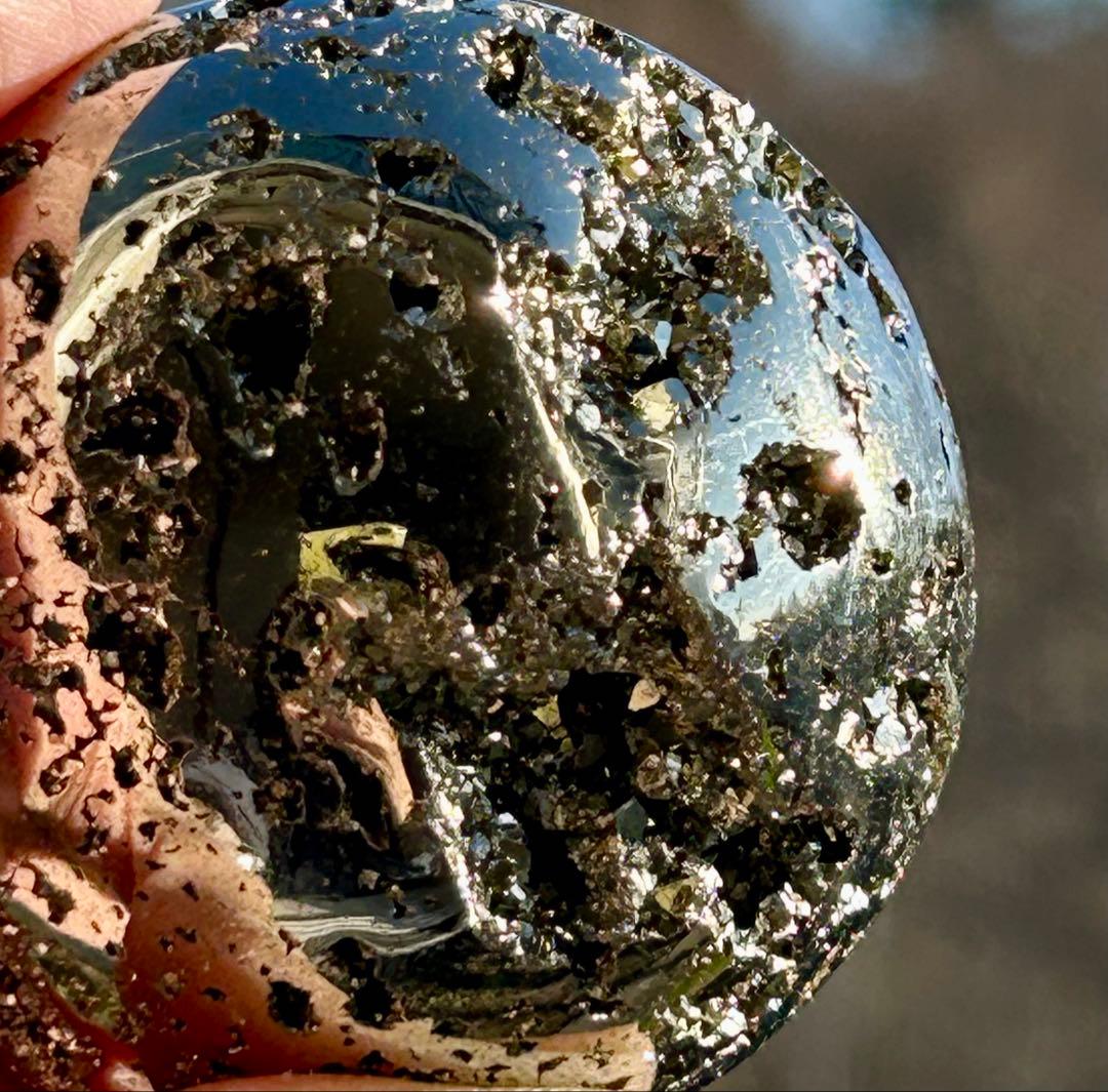 高品質　シルバーキラキラ　 パイライト　 スフィア