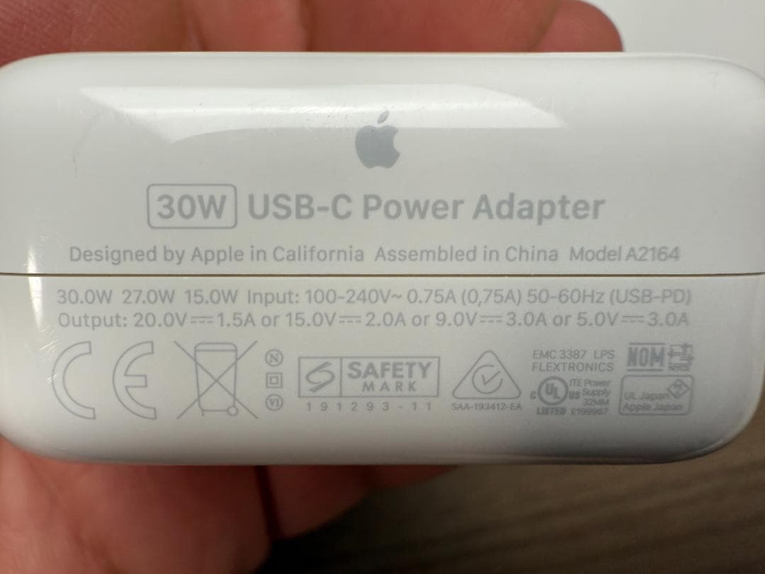 【美品】MacBook Pro 13インチ メモリ16GB SSD1TB