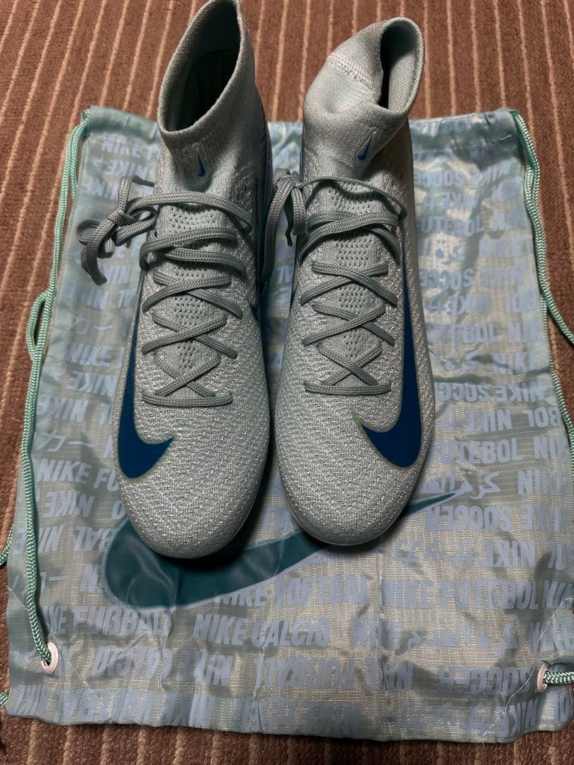 Nike サッカーシューズ ハイカット ライトブルー