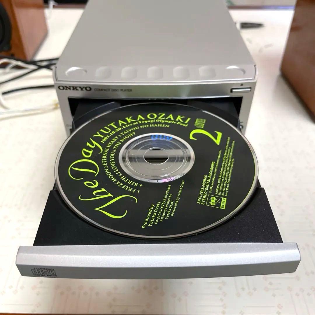 オンキョー　ONKYO アンプ R-801A CDプレーヤー　C-701A