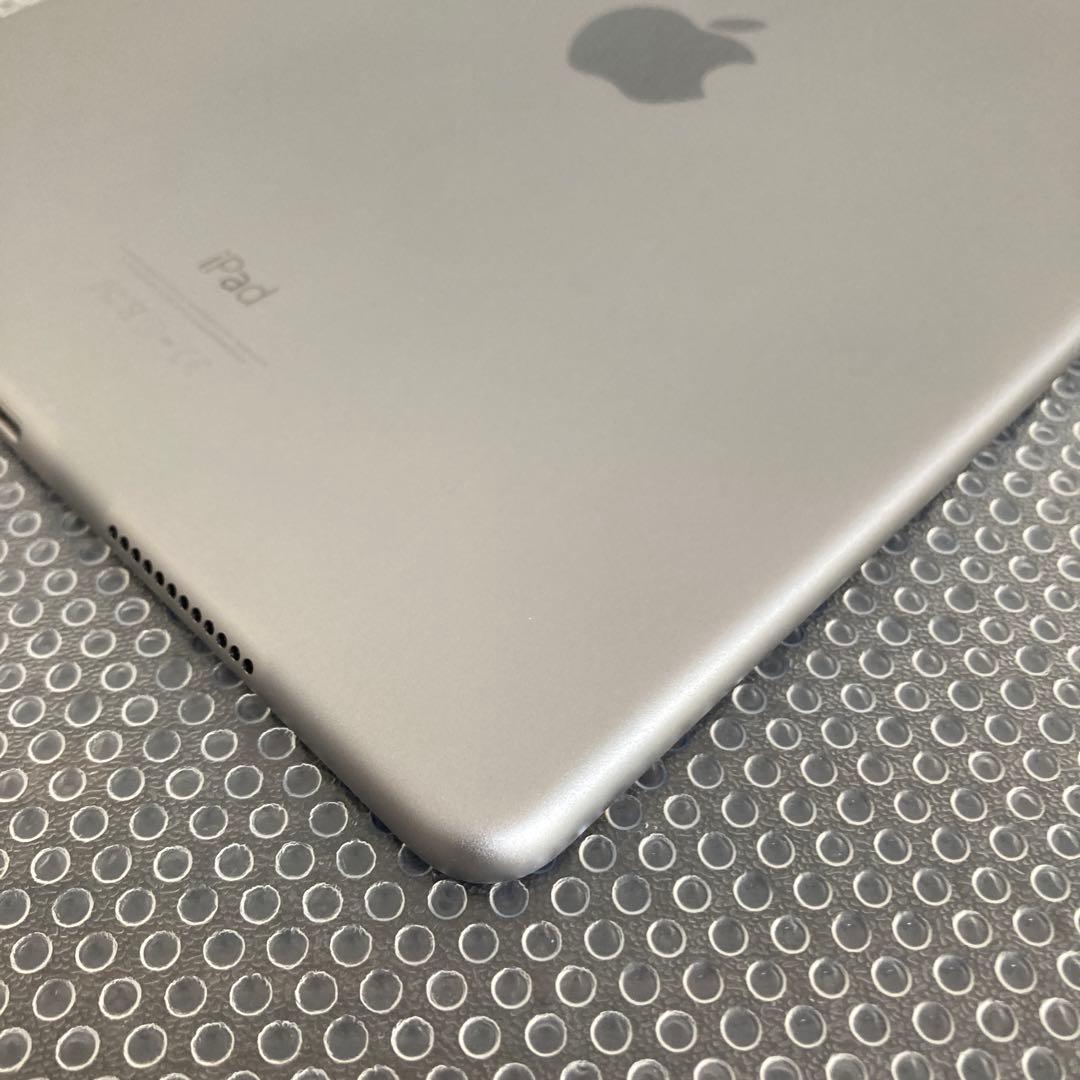 2655【早い者勝ち】iPad Pro 128GB 9.7インチ SIMフリー☆